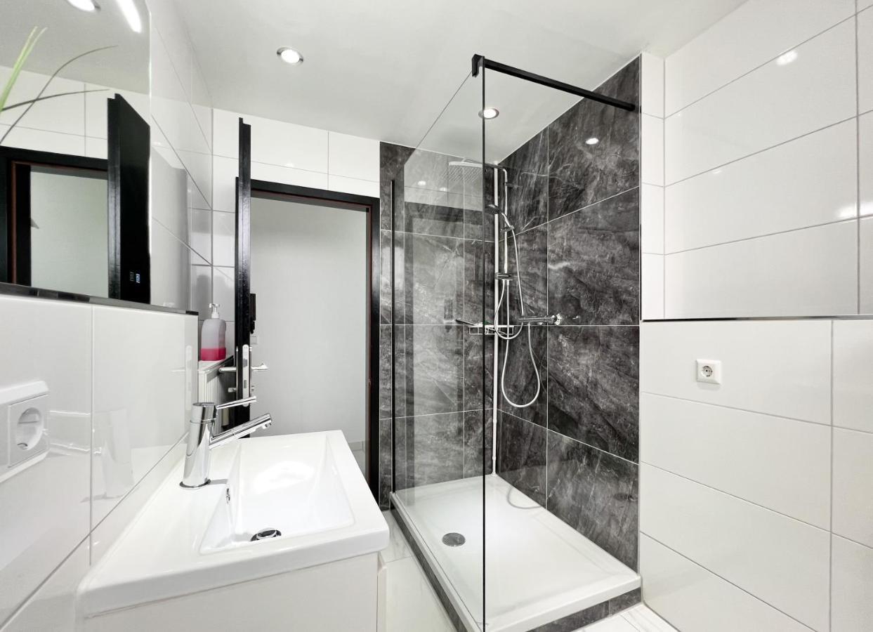 Modernes Apartment Mit Stil In City Lage Karlsruhe Exterior foto